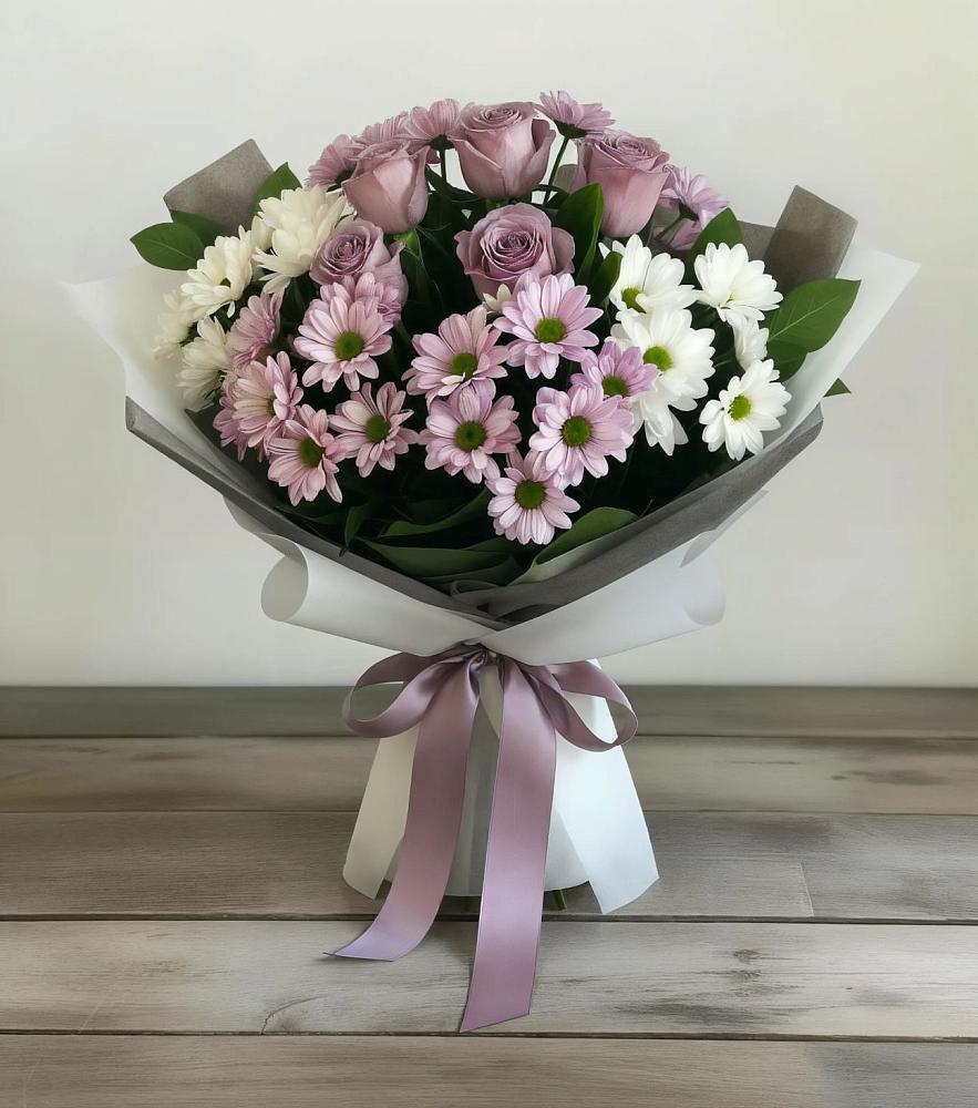 Букет цветов из: Хризантемы и Розы в Хилоке