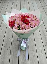 Букет цветов из:  Альстромерии в Хилоке