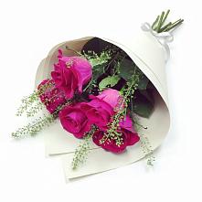 Букет цветов из:  Розы в Хилоке