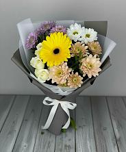 Букет цветов из:  Розы, Герберы и Хризантемы в Хилоке