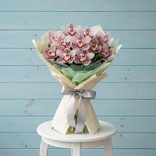 Букет цветов из:  Орхидеи и Розы #REPLACE_PRED# Хилоке