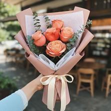 Букет цветов из:  Розы в Хилоке