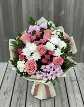 Букет цветов из:  Альстромерии, Гвоздики, Розы и Хризантемы в Хилоке