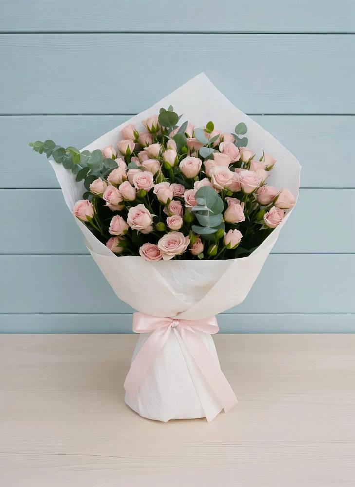 Букет цветов из: Розы в Хилоке