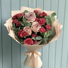 Букет цветов из:  Гвоздики и Розы #REPLACE_PRED# Хилоке