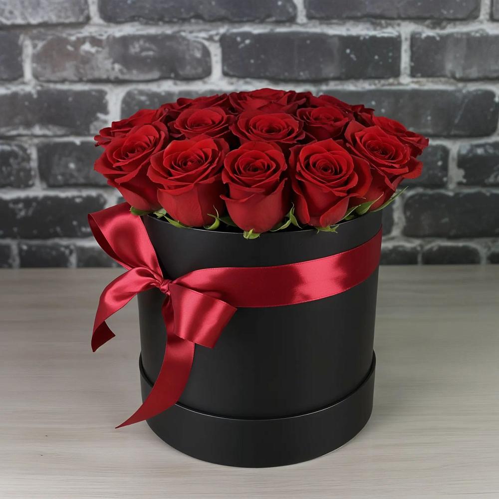 Цветочная композиция из Розы в шляпной коробке в Хилоке